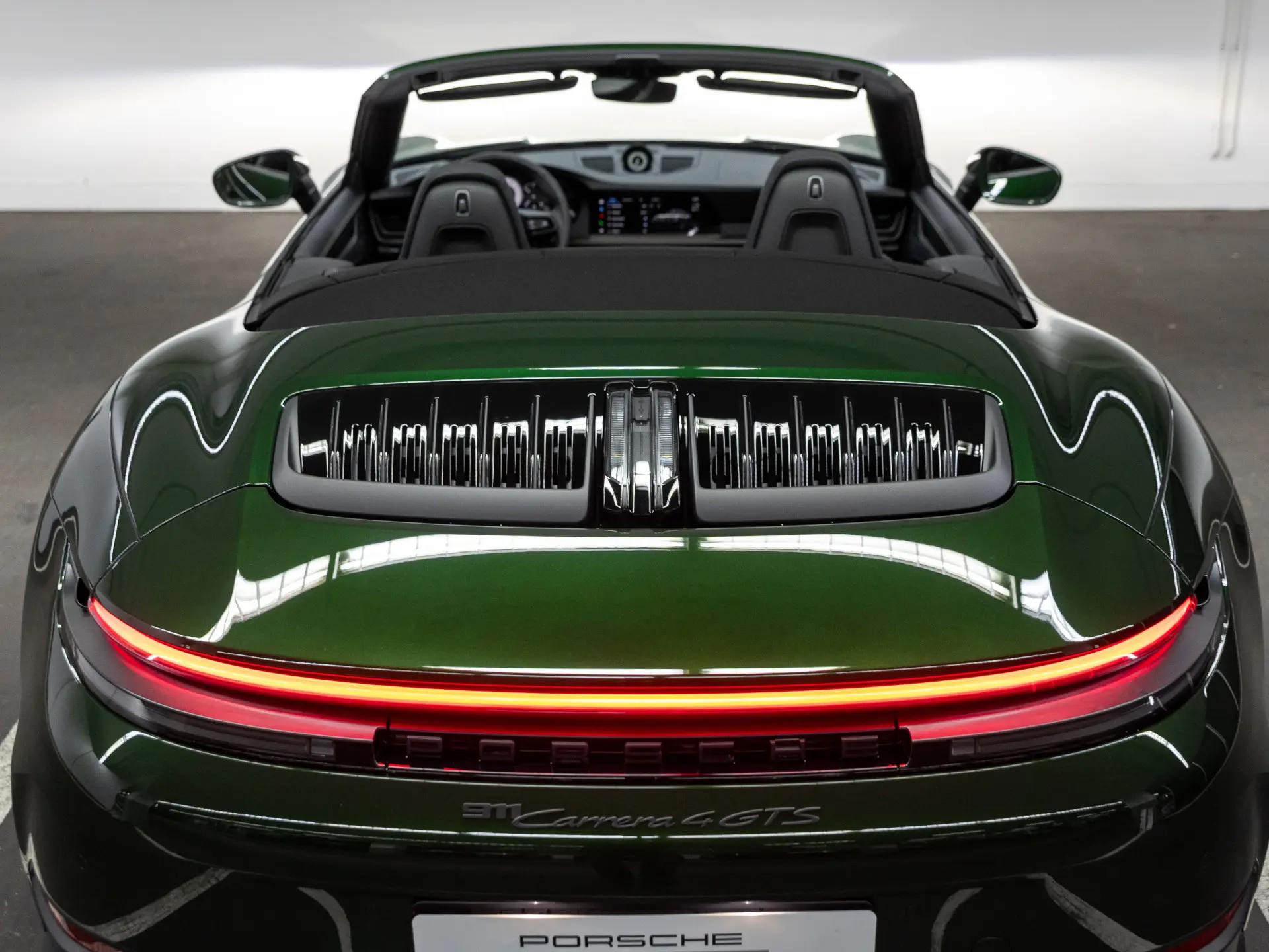 911 Carrera 4 GTS Cabriolet