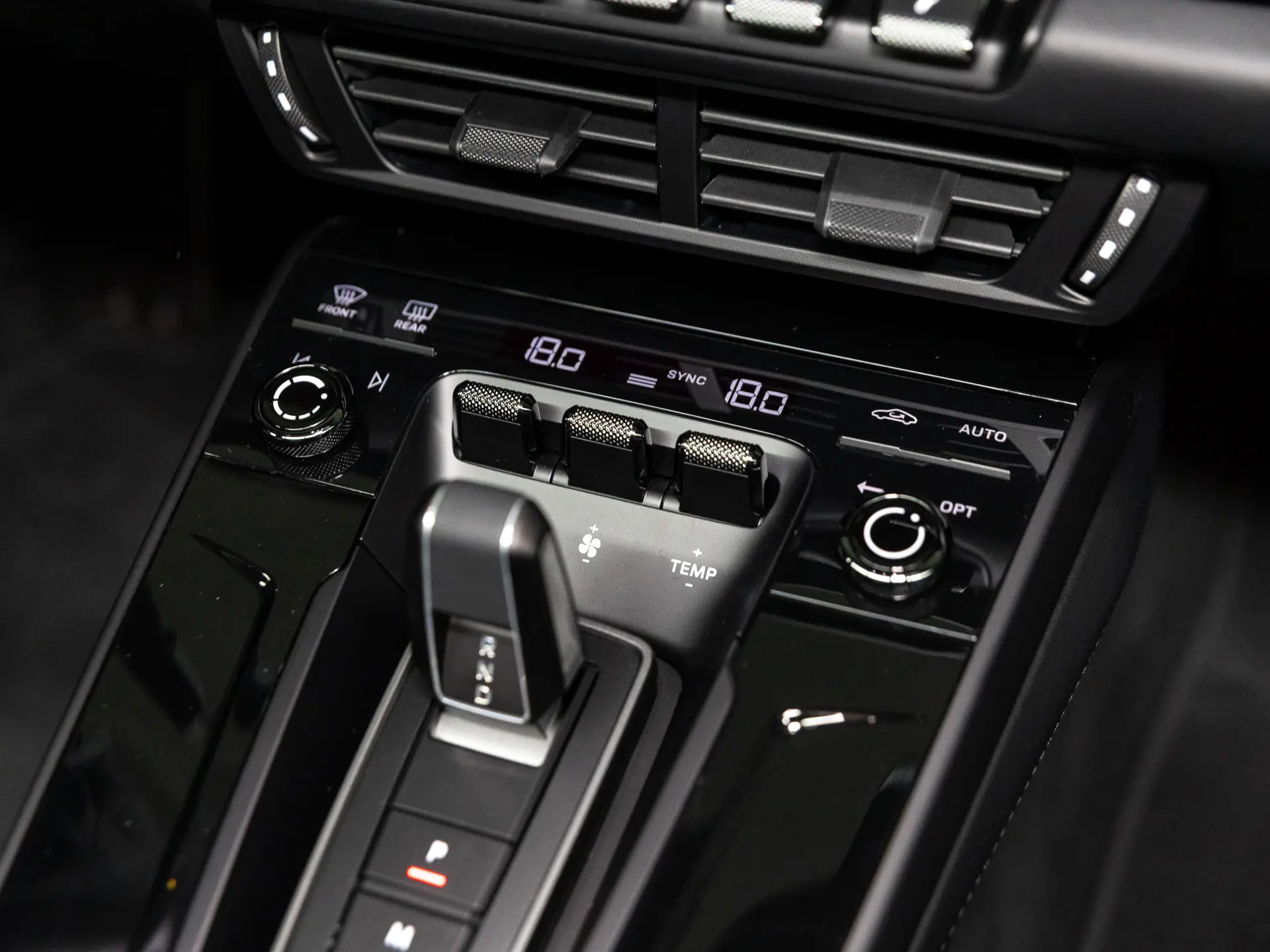 911 Carrera 4 GTS Cabriolet