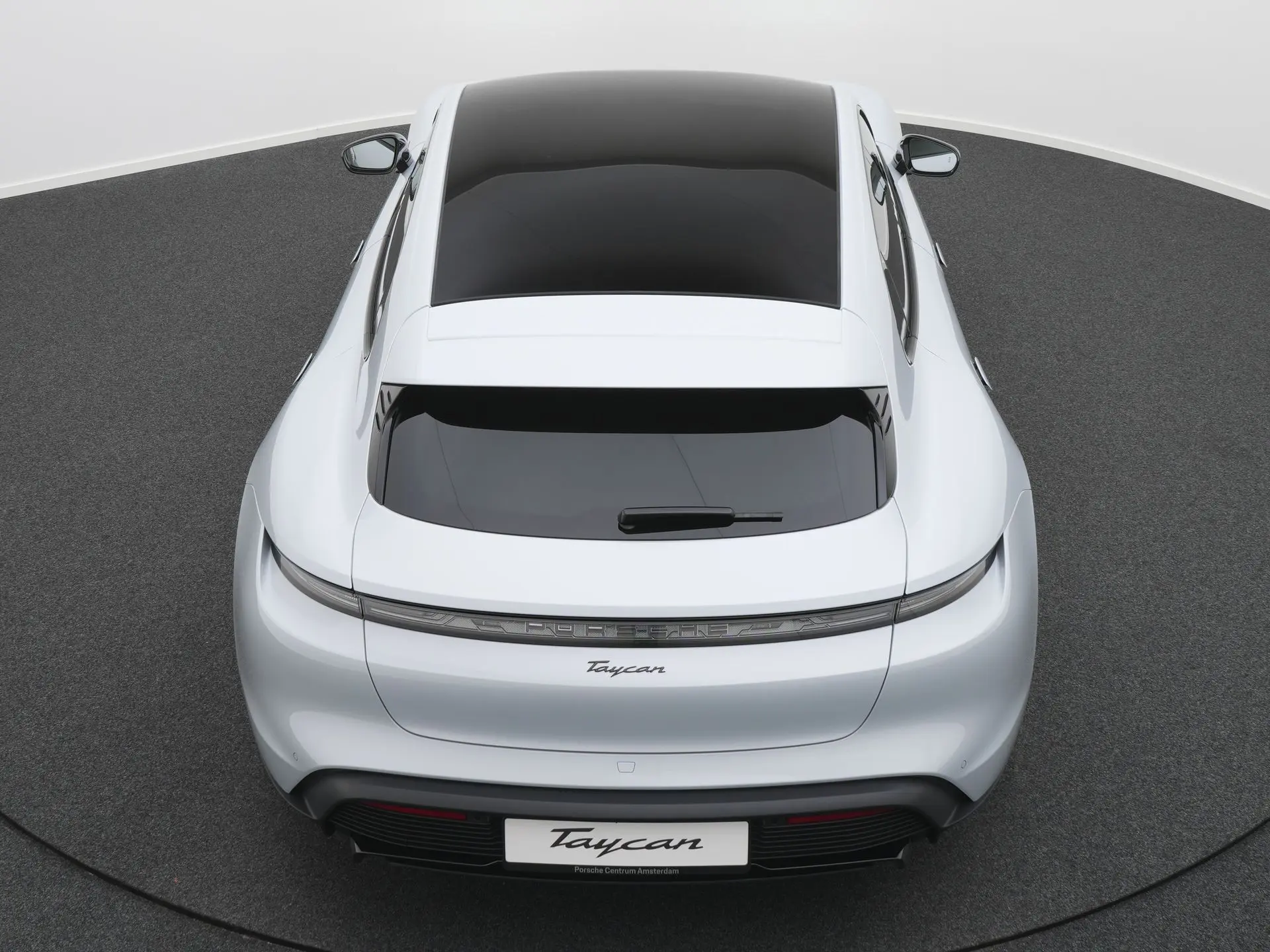 Taycan Sport Turismo Black Edition