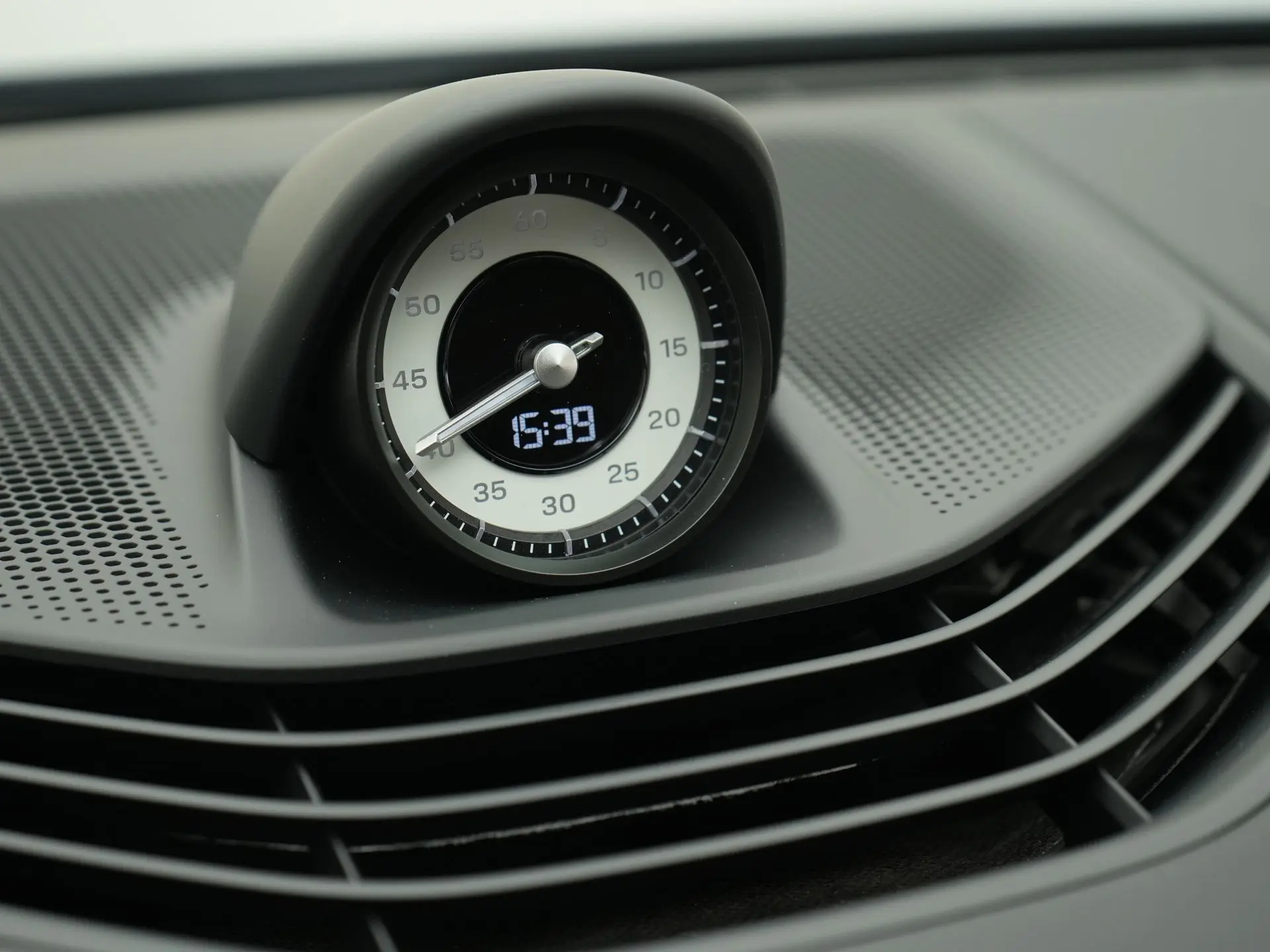 Taycan Sport Turismo Black Edition