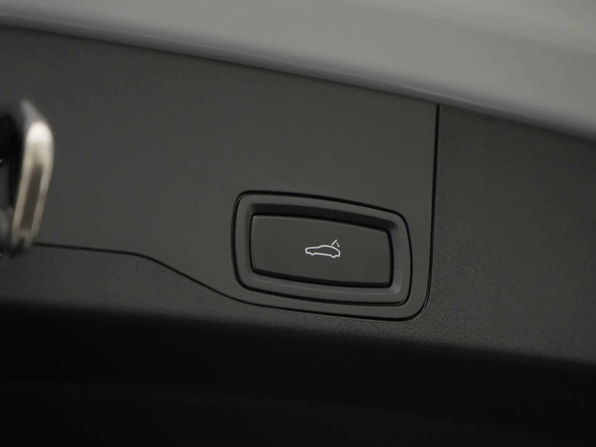 Taycan Sport Turismo Black Edition