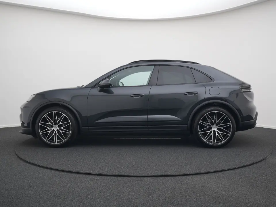 Macan 4