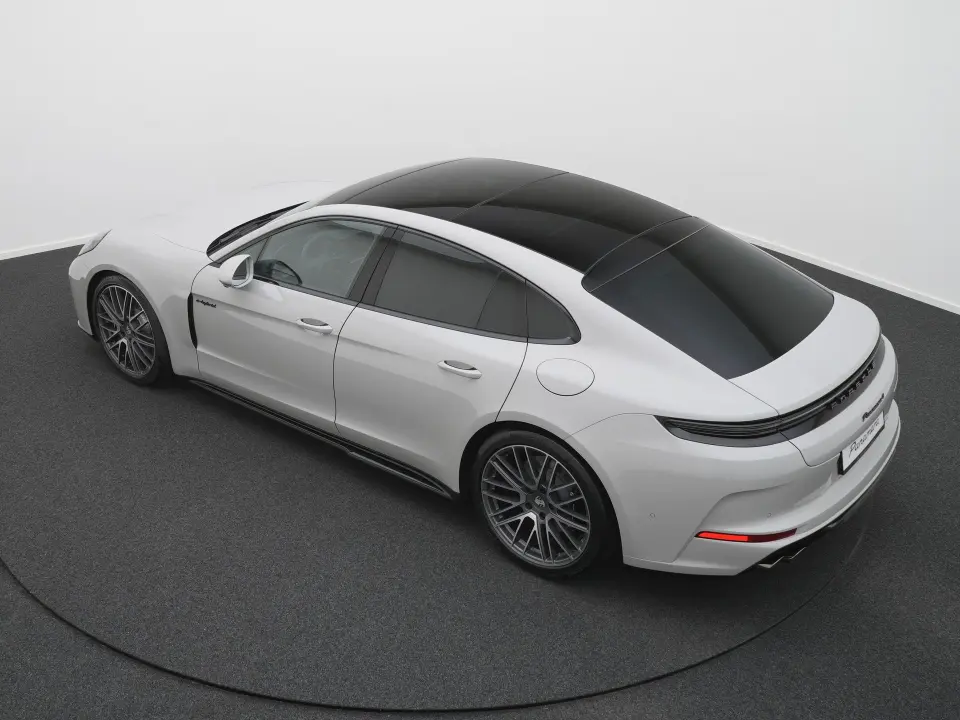 Porsche Panamera 4 E-Hybrid