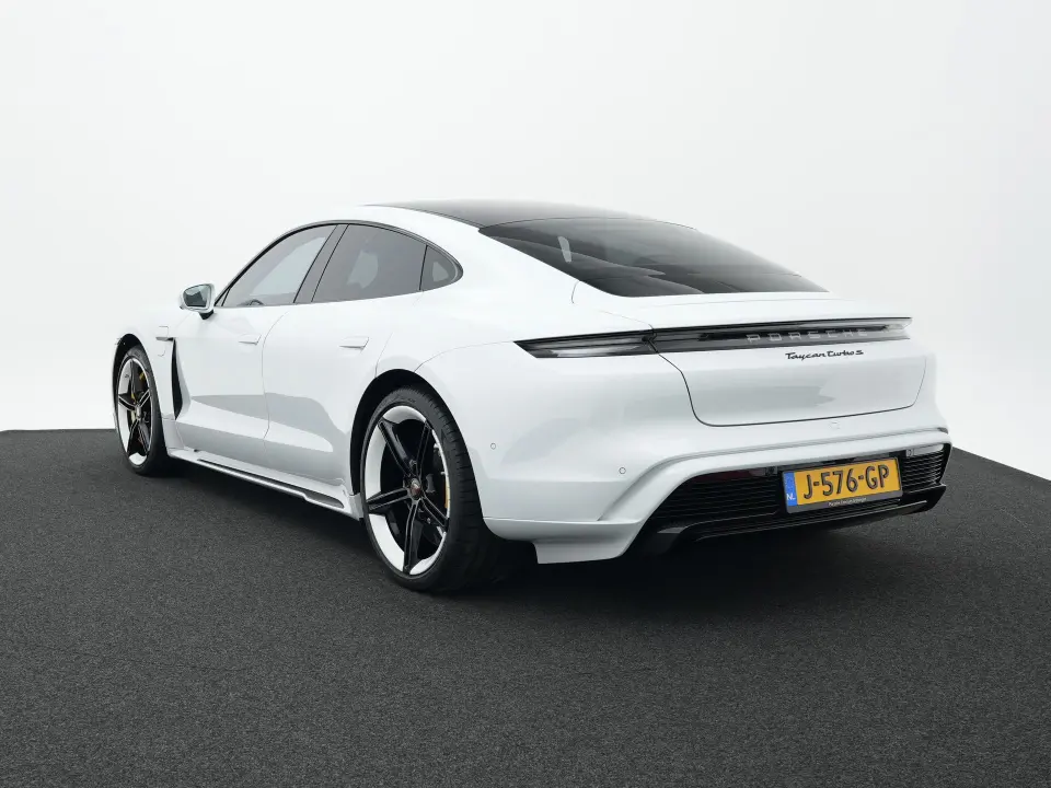 Porsche Taycan Turbo S