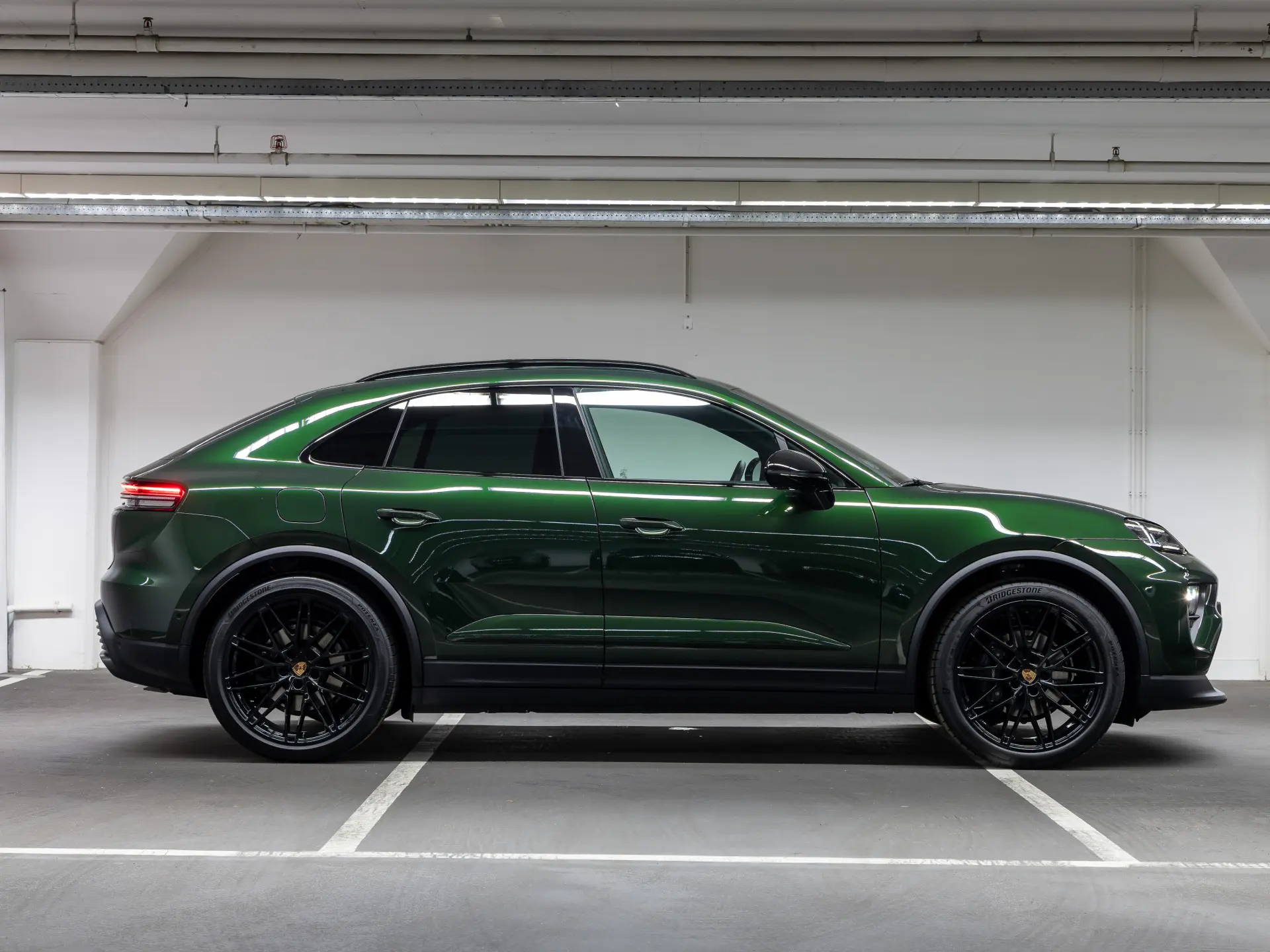 Macan 4