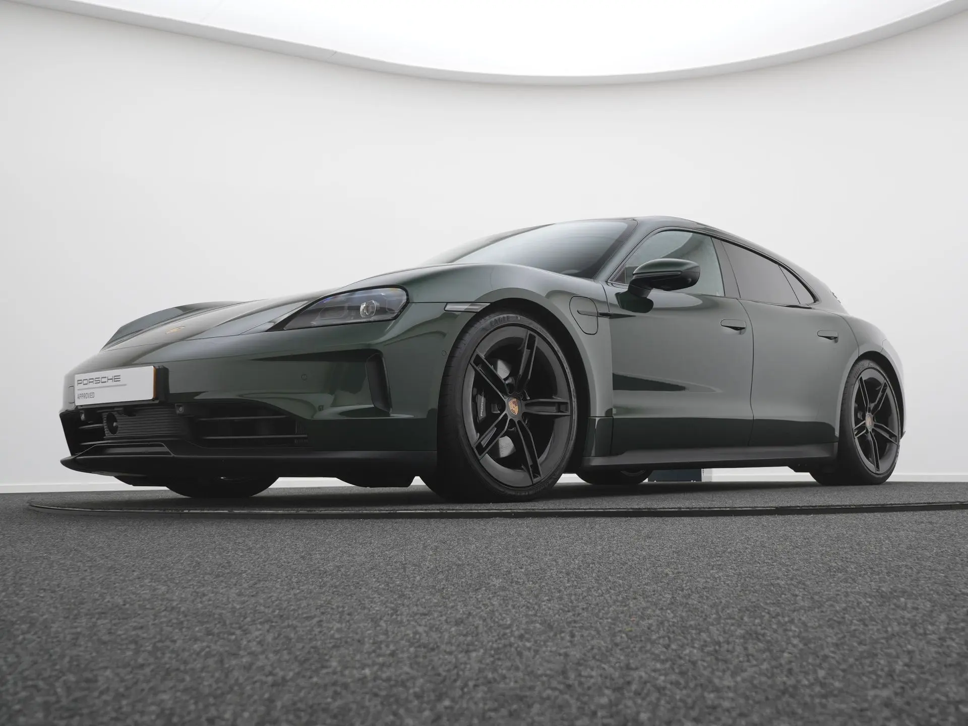 Taycan Sport Tursimo