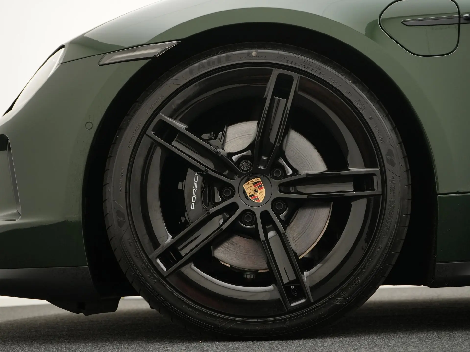 Taycan Sport Tursimo