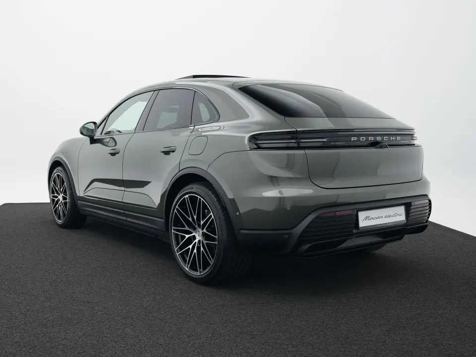 Porsche Macan 4