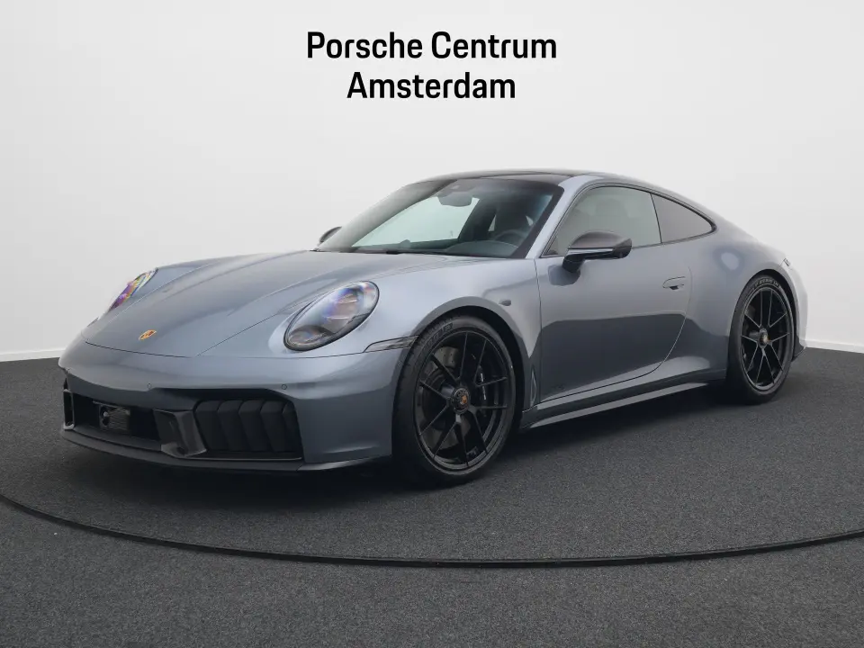 911 Carrera 4 GTS