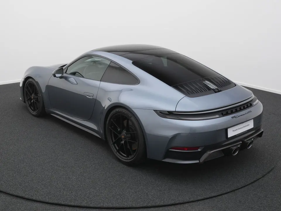 911 Carrera 4 GTS