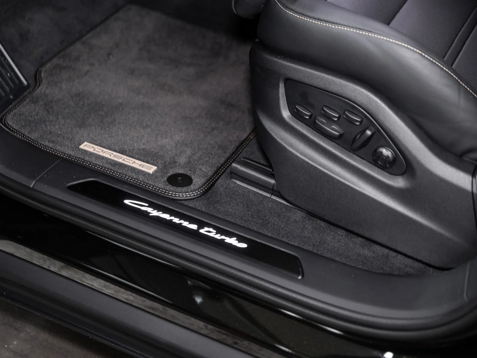 Cayenne Turbo E-Hybrid Coupé met GT Pakket