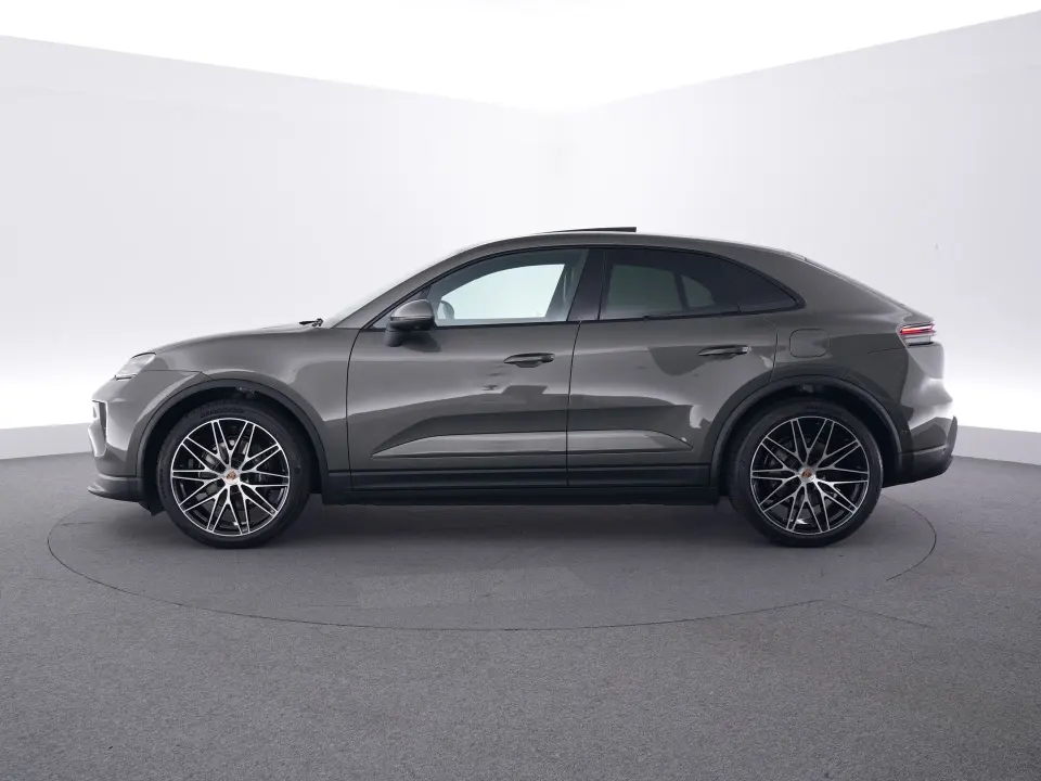 Macan 4