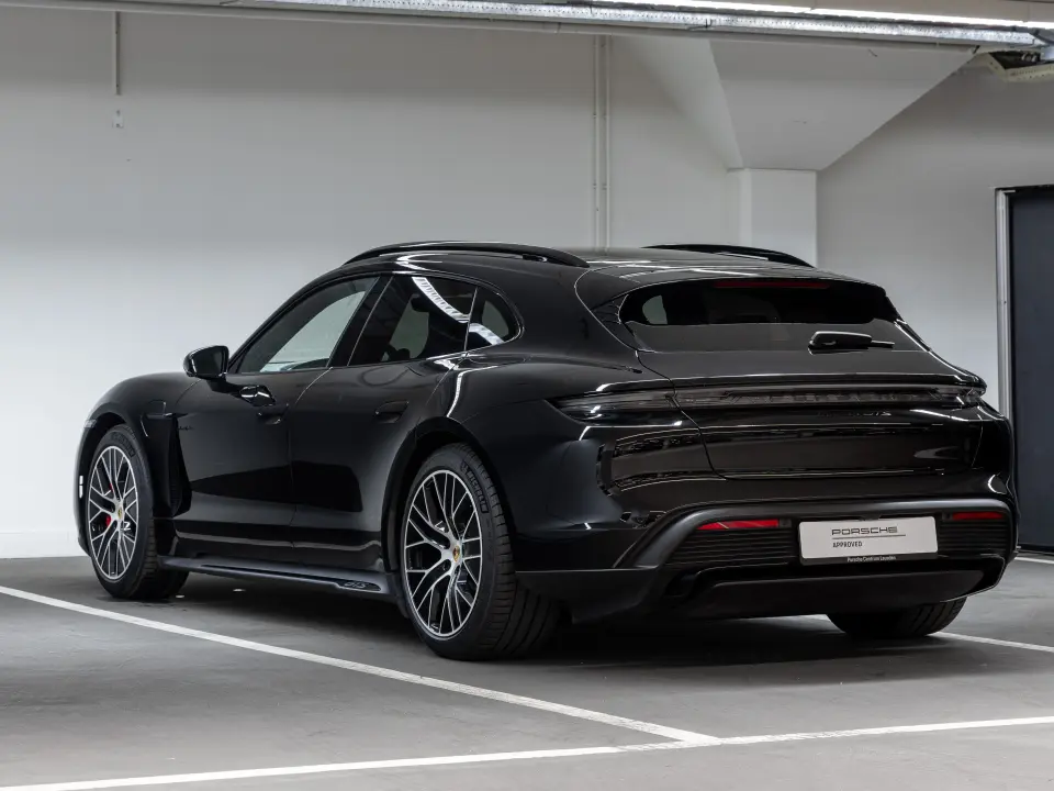 Porsche Taycan GTS Sport Turismo