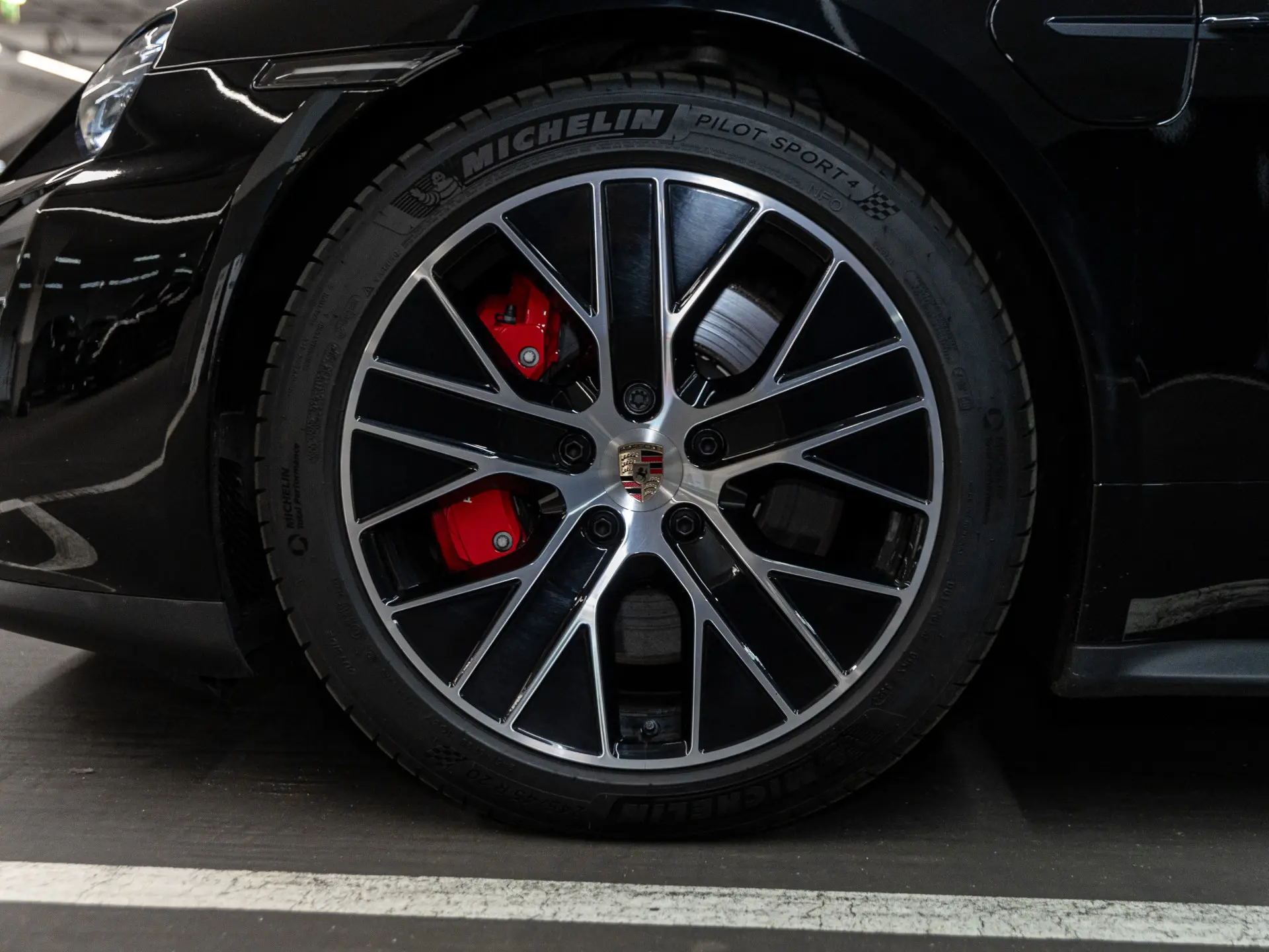 Taycan GTS Sport Turismo