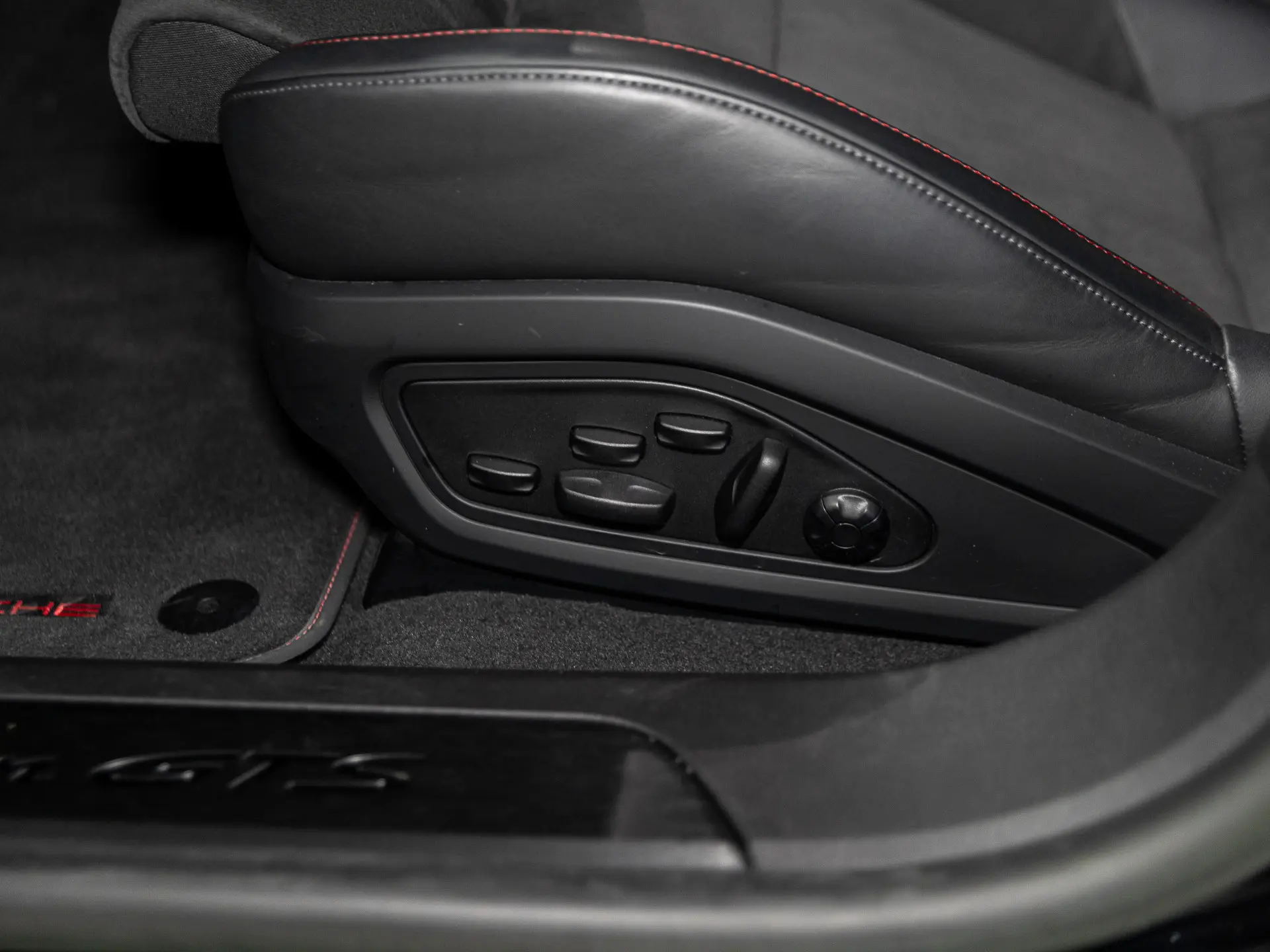 Taycan GTS Sport Turismo