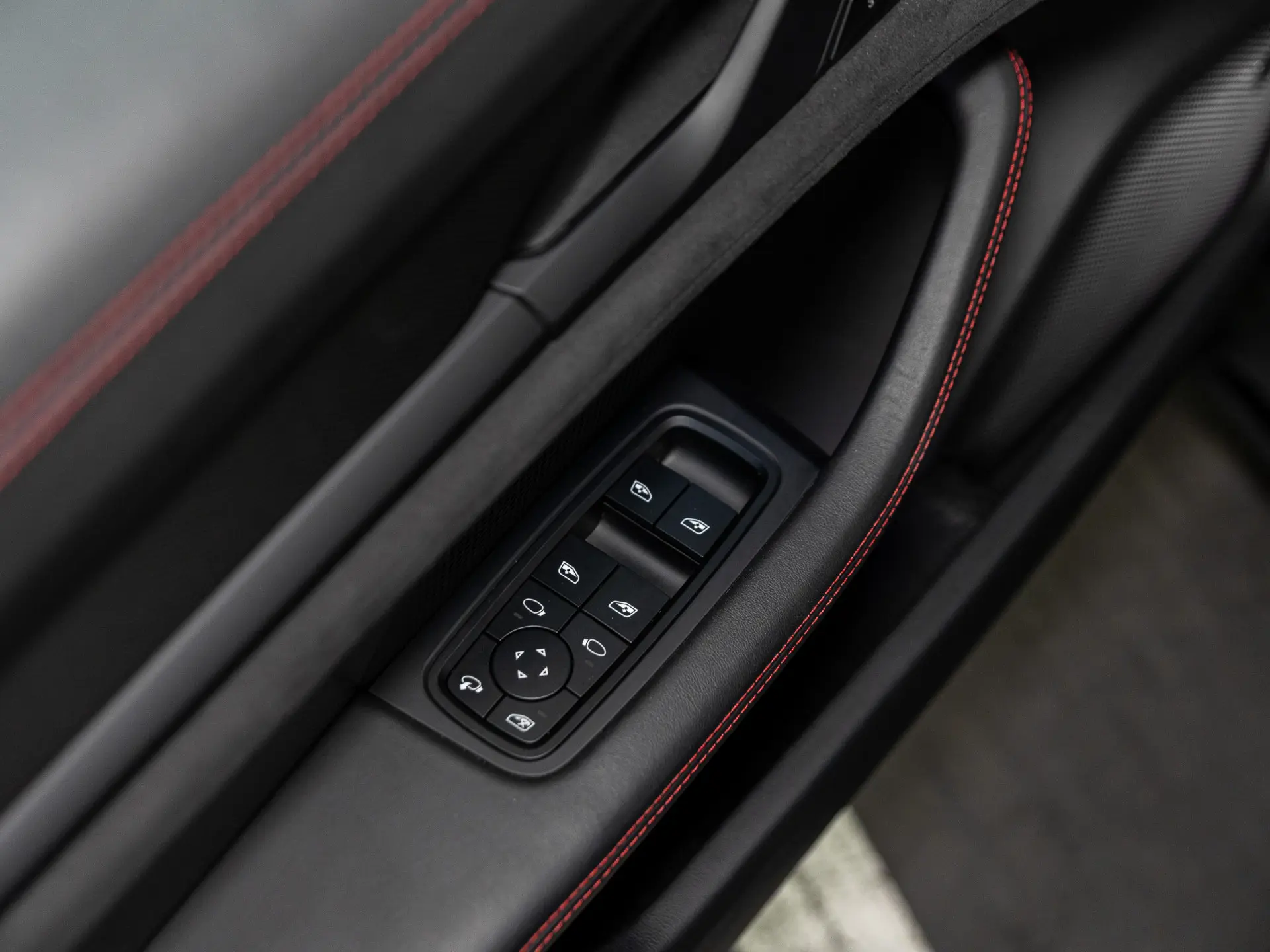 Taycan GTS Sport Turismo