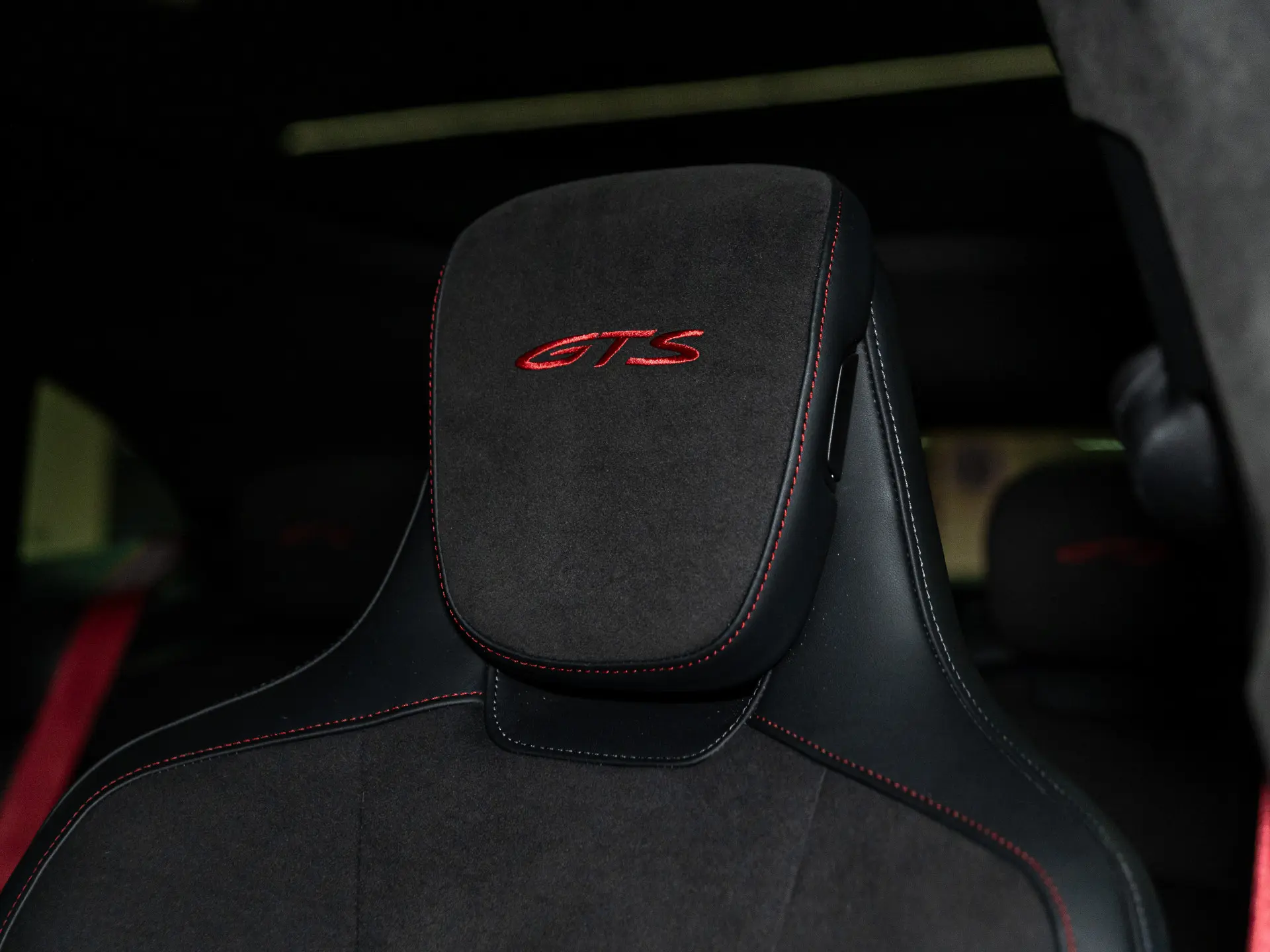 Taycan GTS Sport Turismo