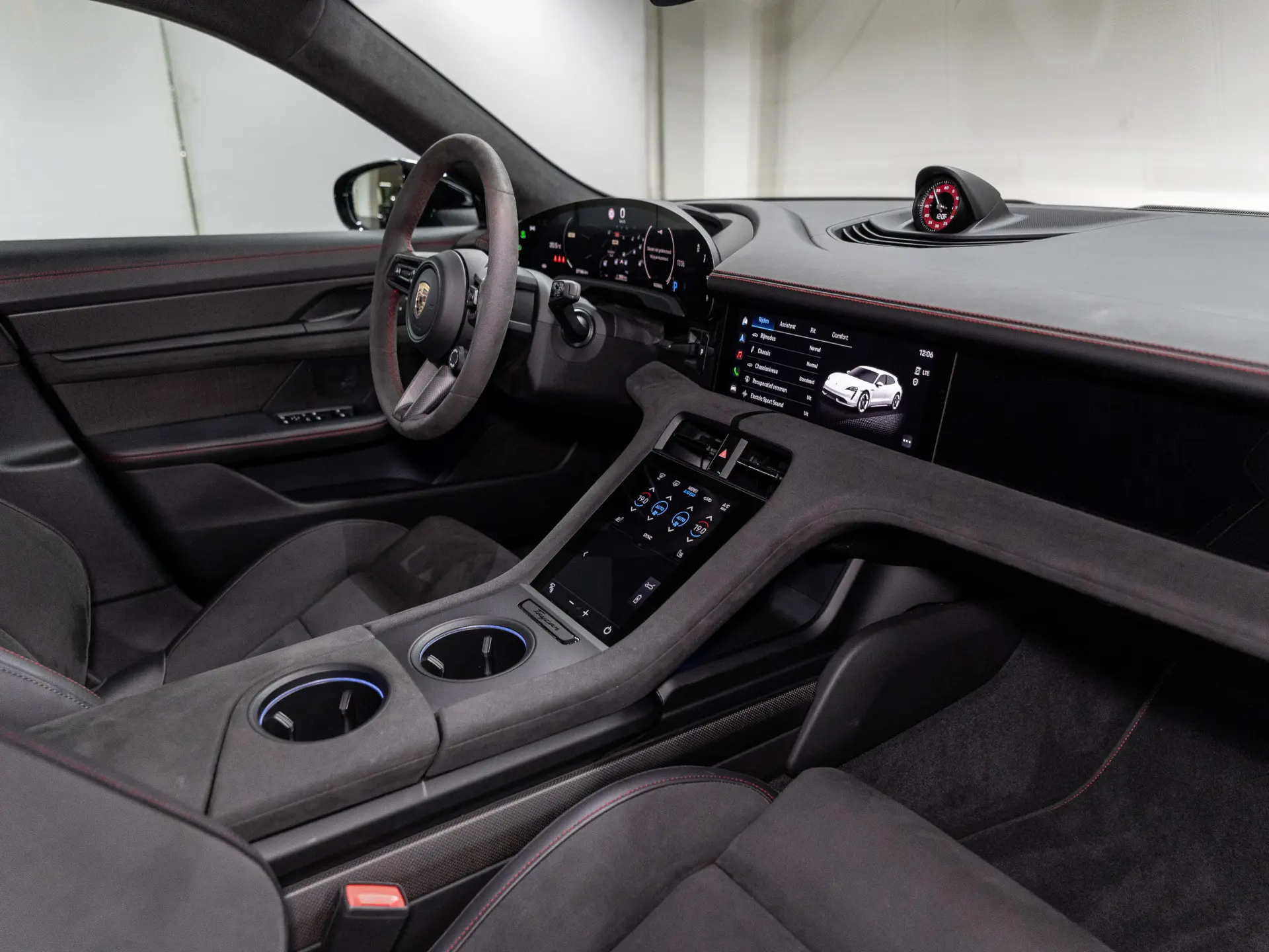 Taycan GTS Sport Turismo