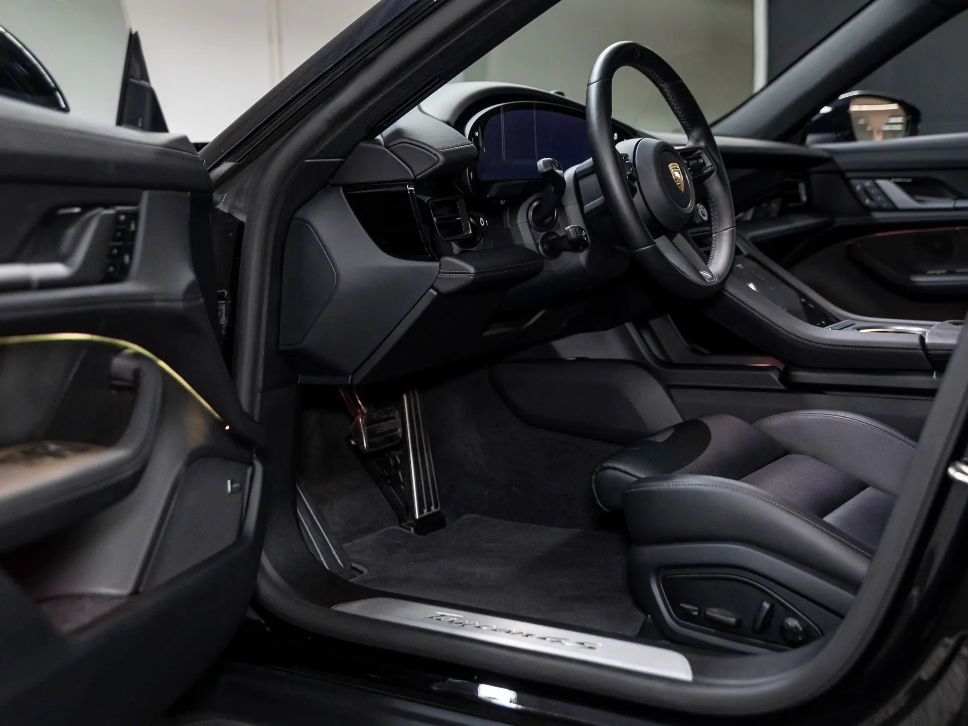 Taycan 4S Sport Turismo