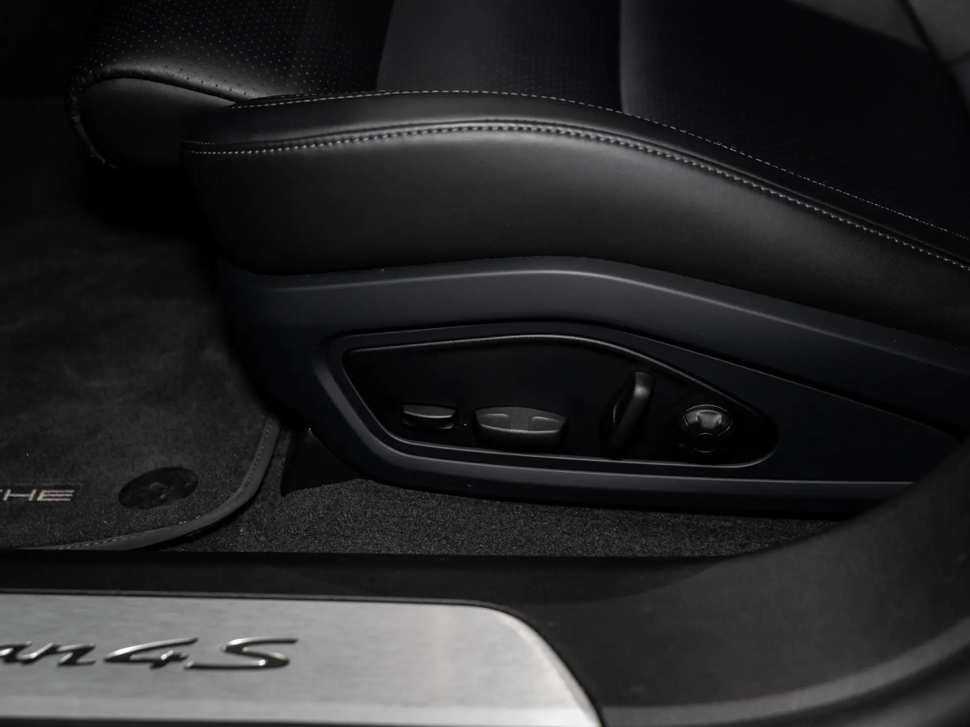 Taycan 4S Sport Turismo