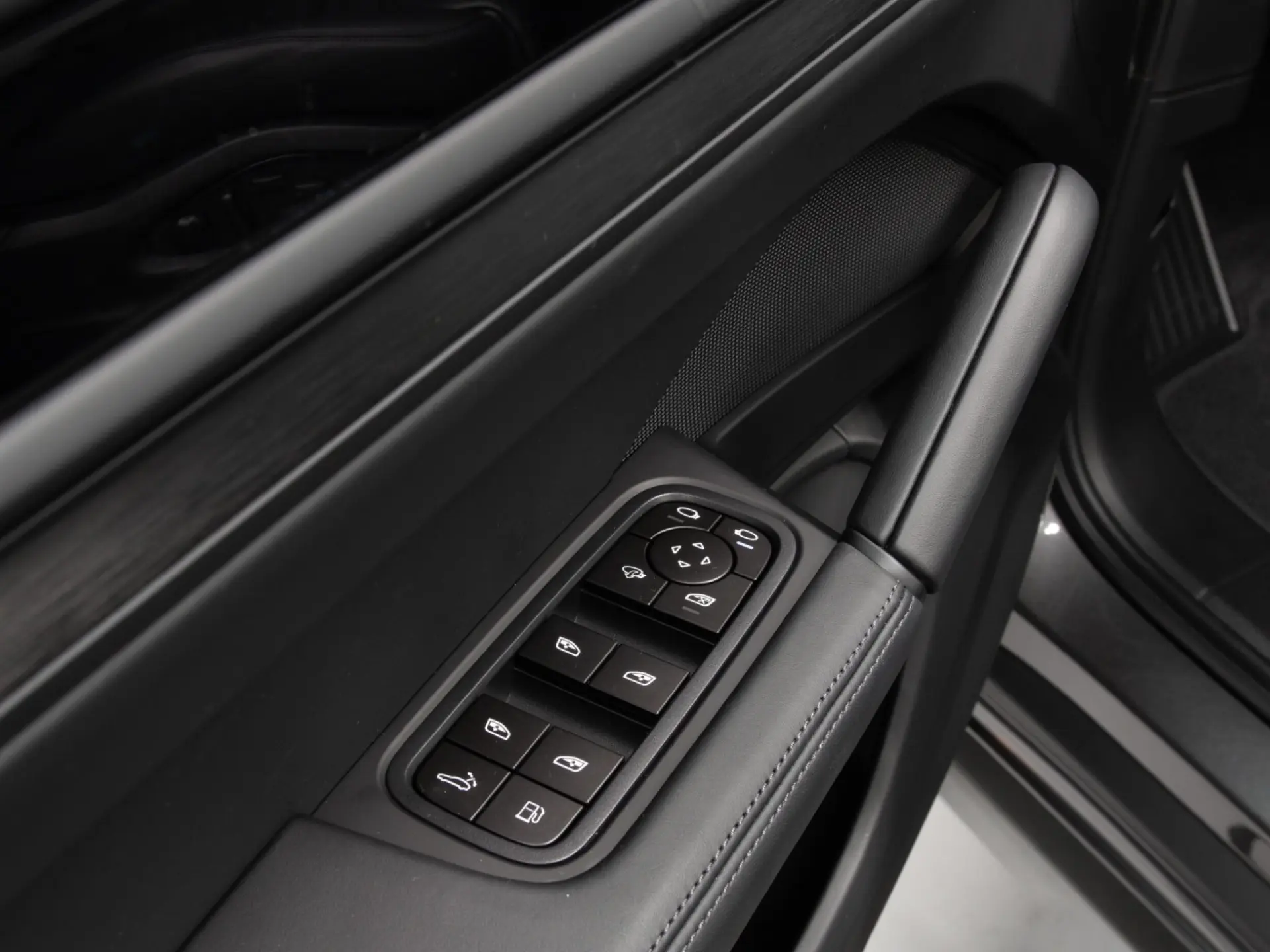 Cayenne S E-Hybrid Black Edition