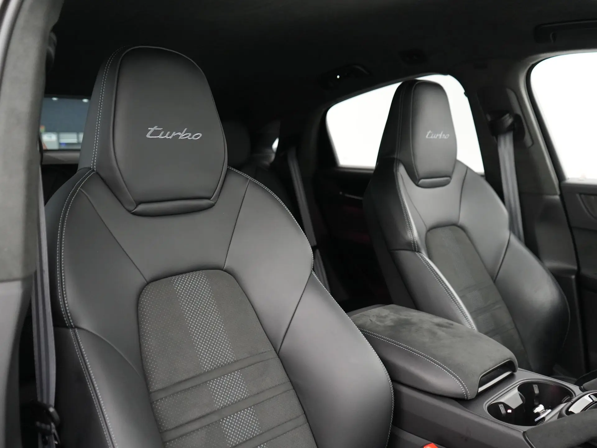 Cayenne Turbo E-Hybrid Coupé met GT-Pakket