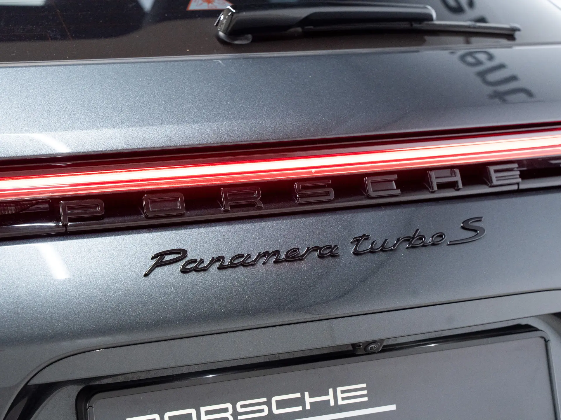 Panamera Turbo S E-Hybrid Sport Turismo