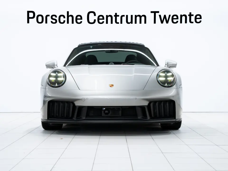 Porsche 911 Carrera GTS