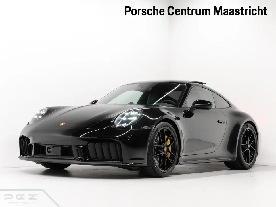Porsche 911 Carrera 4 GTS