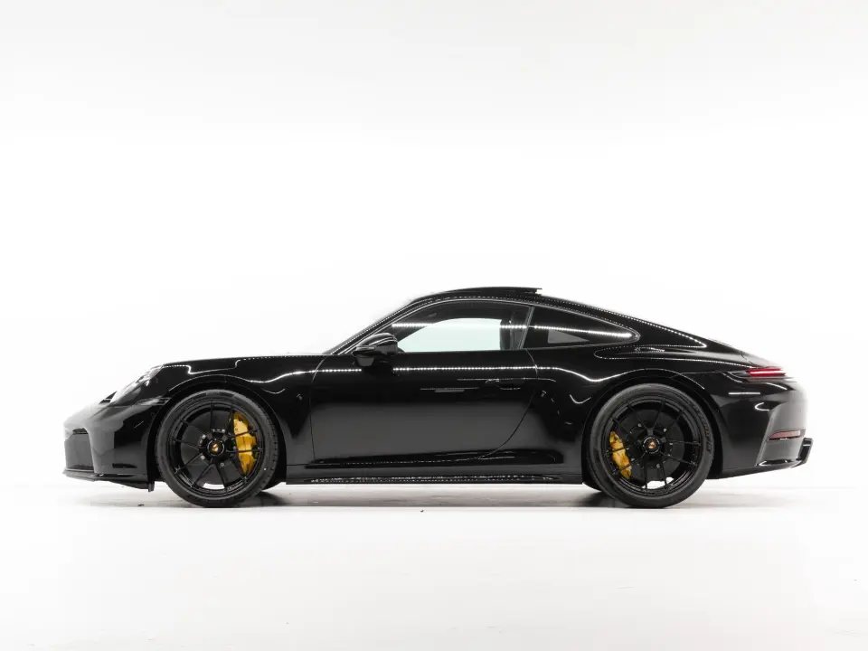 Porsche 911 Carrera 4 GTS