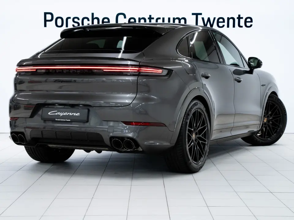 Porsche Cayenne S E-Hybrid Coupé Black Edition