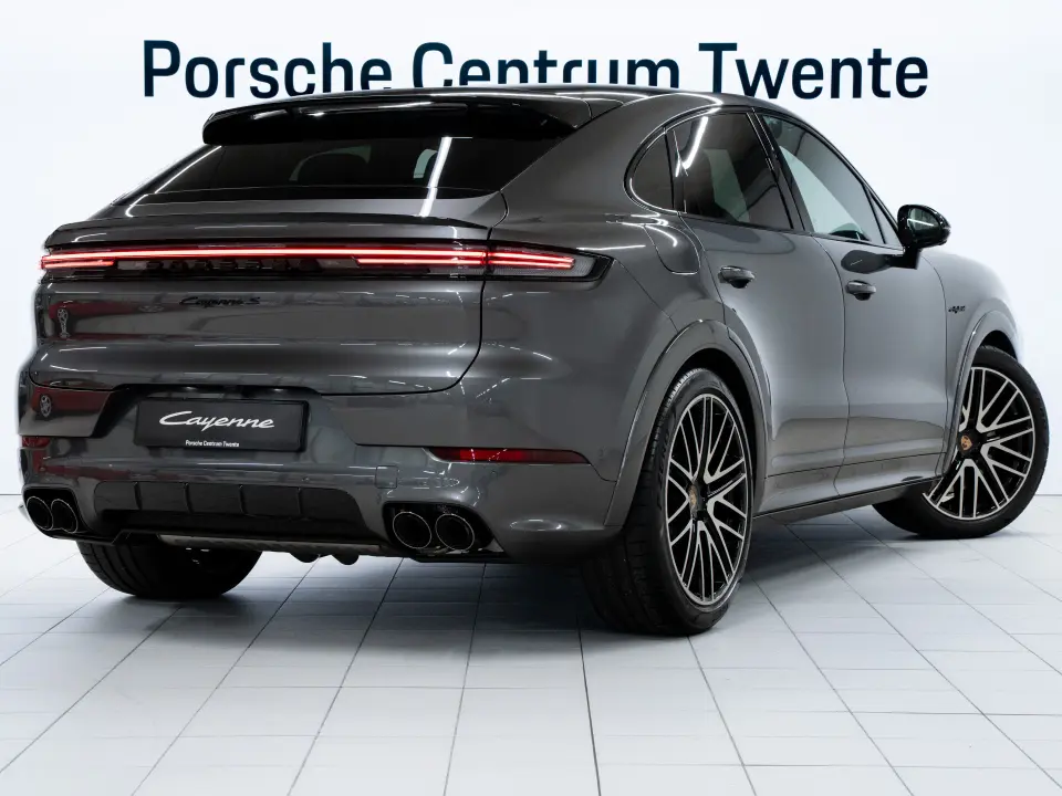 Porsche Cayenne S E-Hybrid Coupé Black Edition
