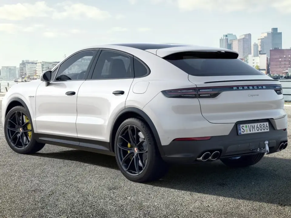 Porsche Cayenne E-Hybrid Coupe