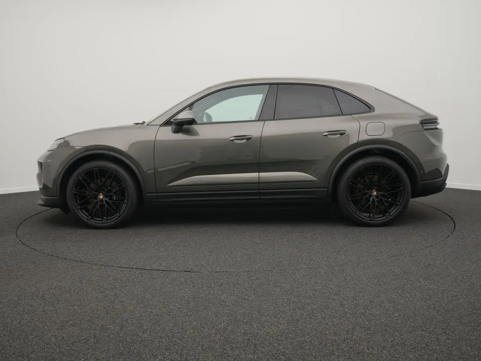 Porsche Macan 4