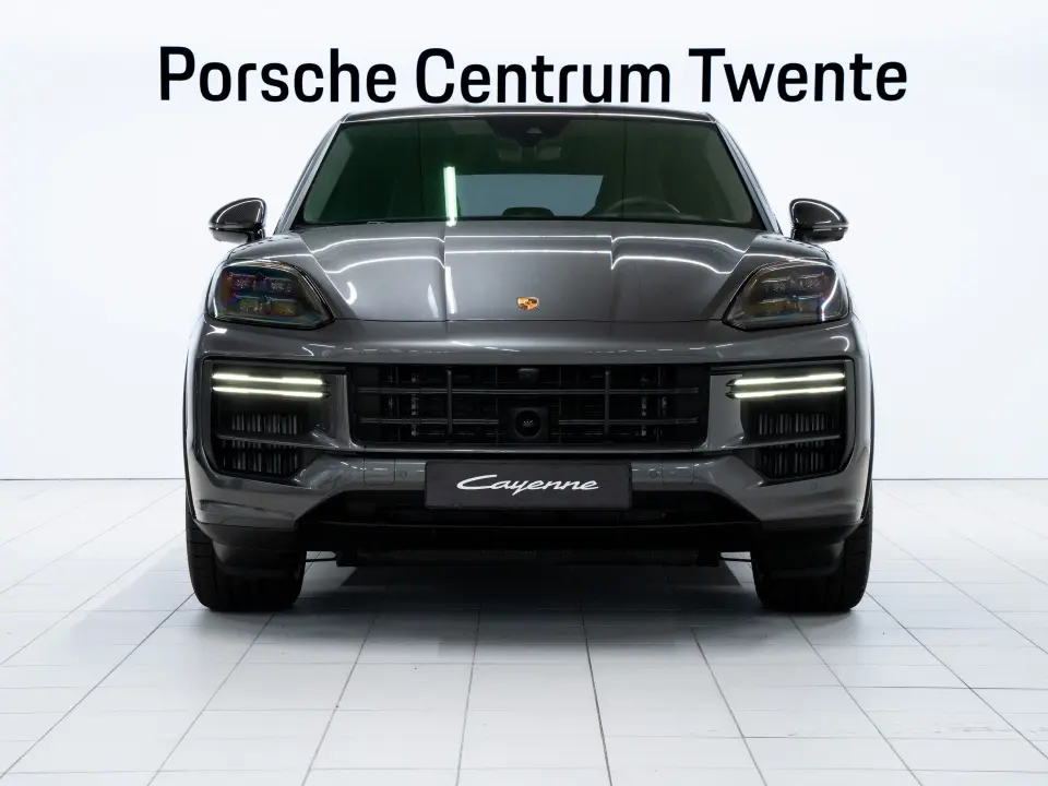 Porsche Cayenne Turbo E-Hybrid Coupé met GT Pakket