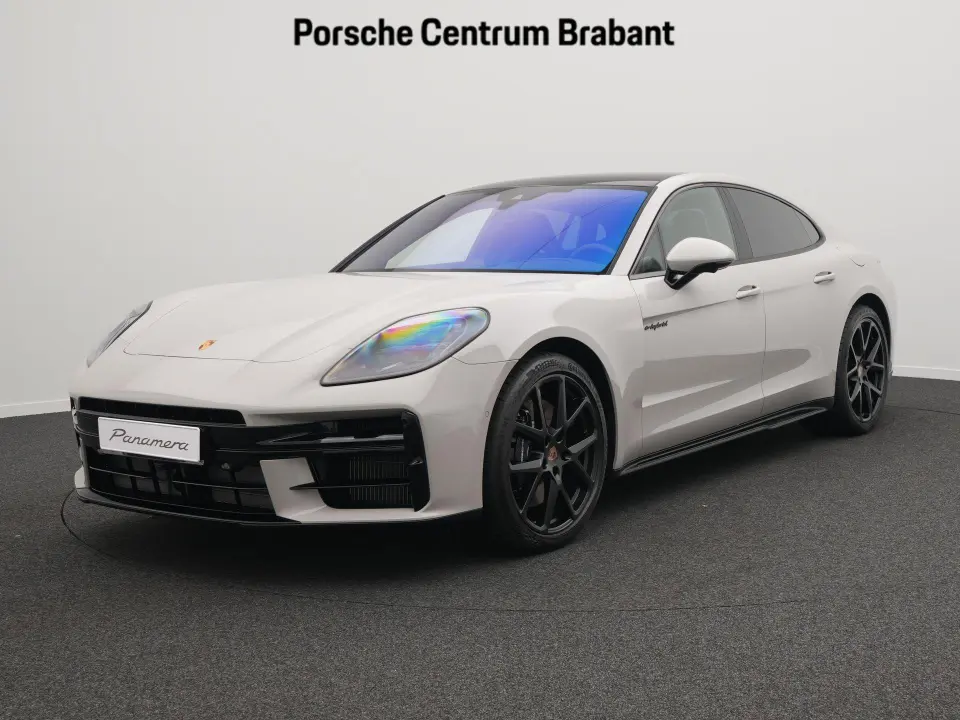 Porsche Panamera 4 E-Hybrid