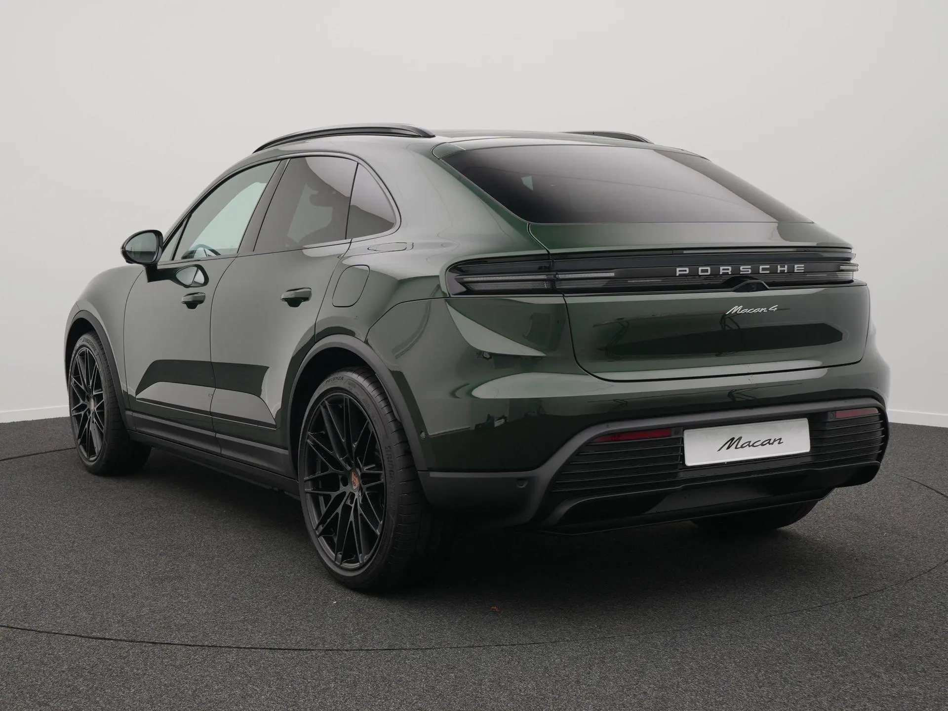 Macan 4