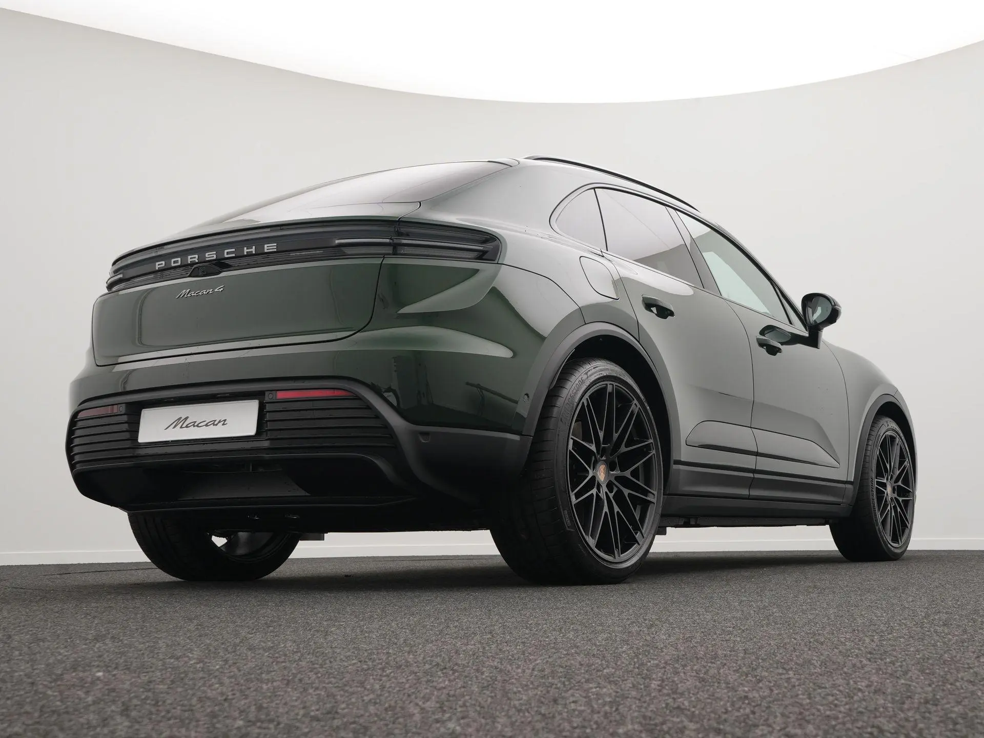 Macan 4