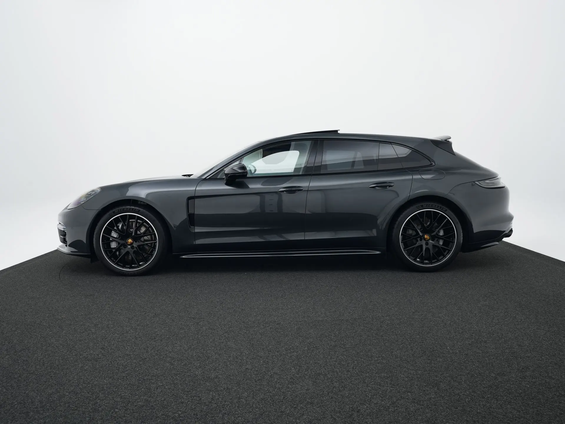 Panamera 4 E-Hybrid Sport Turismo Platinum Edition