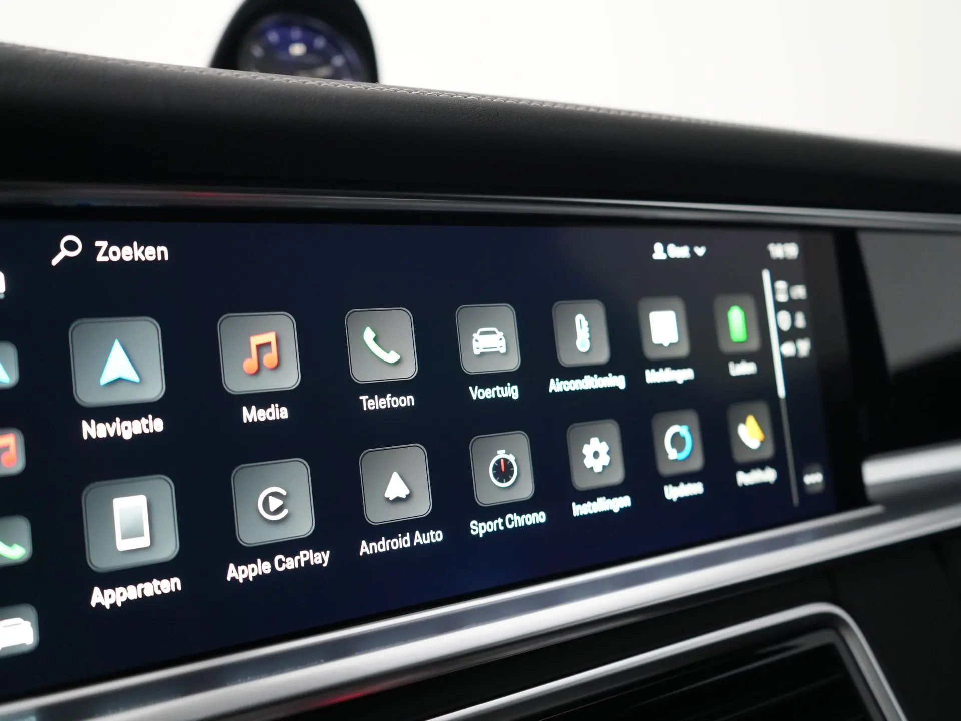 Panamera 4 E-Hybrid Sport Turismo Platinum Edition