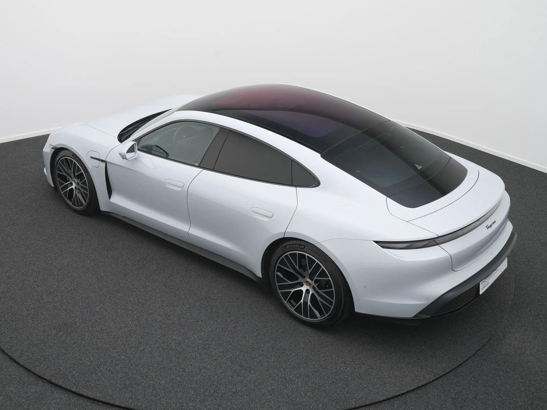 Taycan 