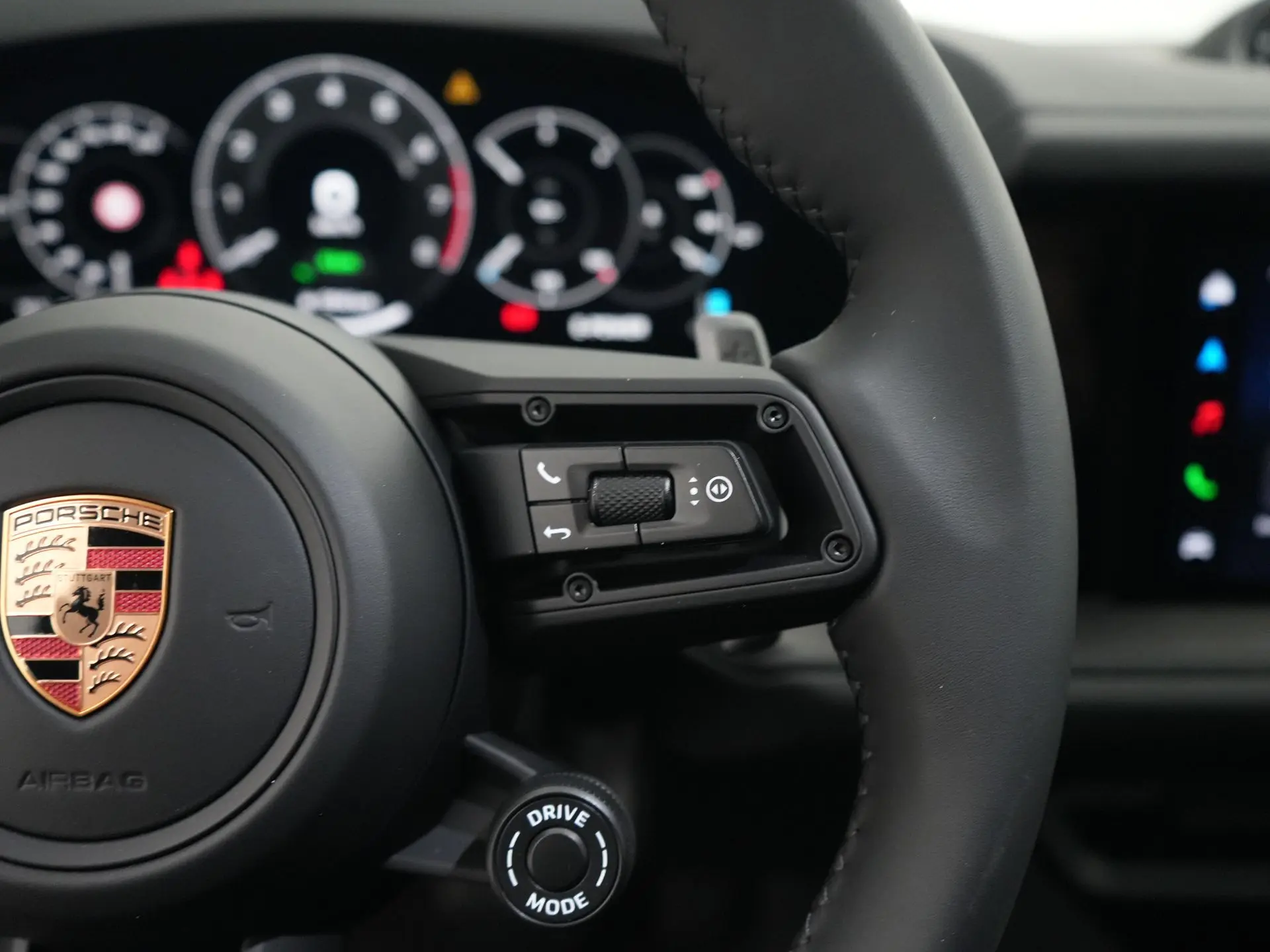 Cayenne E-Hybrid Black Edition