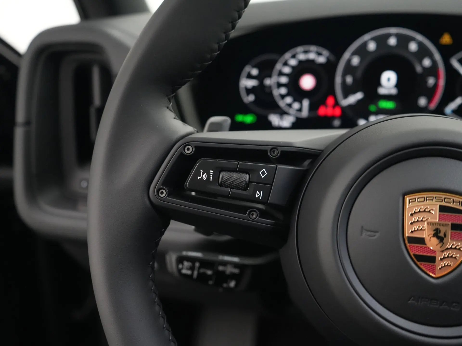 Cayenne E-Hybrid Black Edition