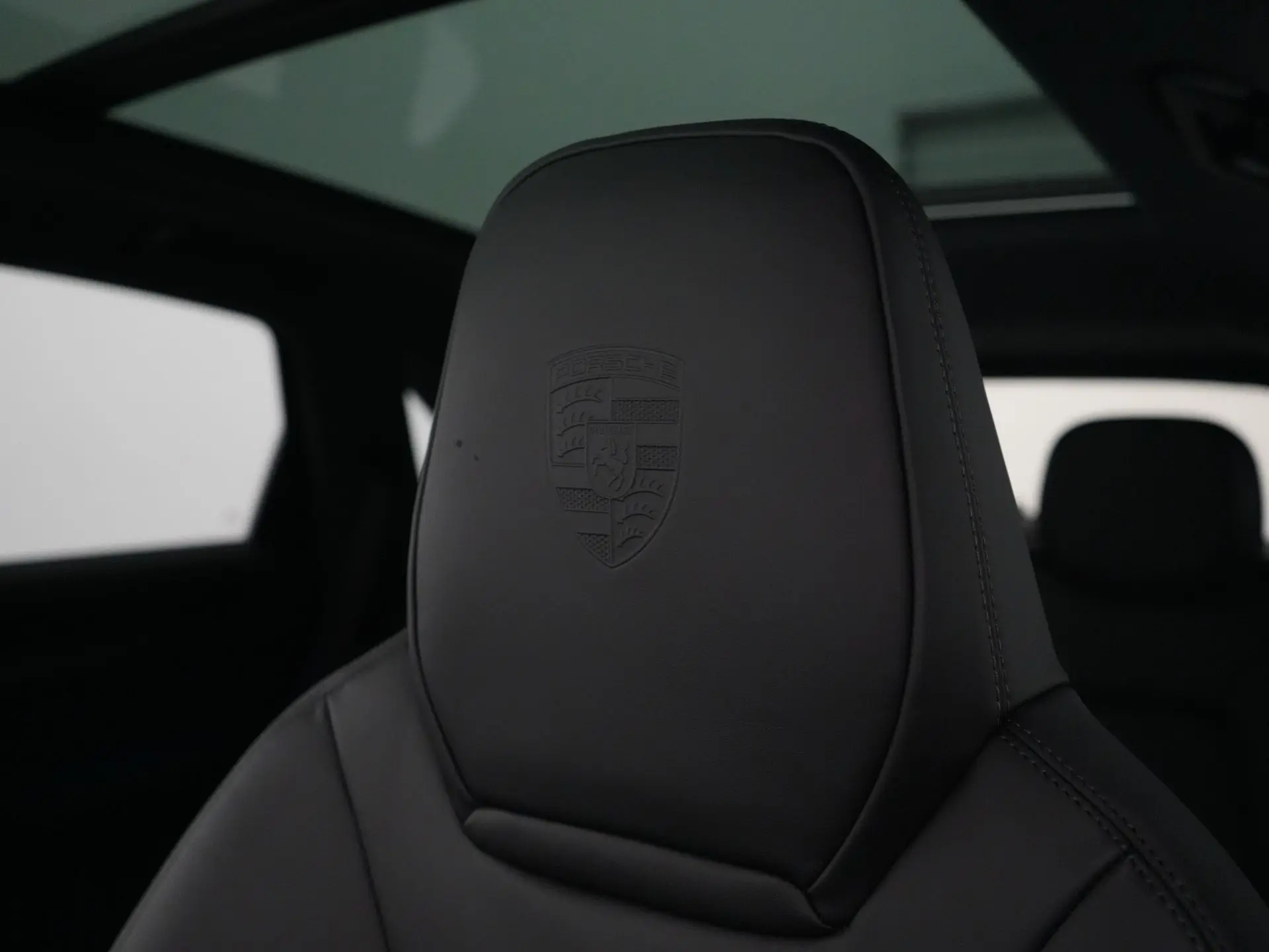 Cayenne E-Hybrid Black Edition