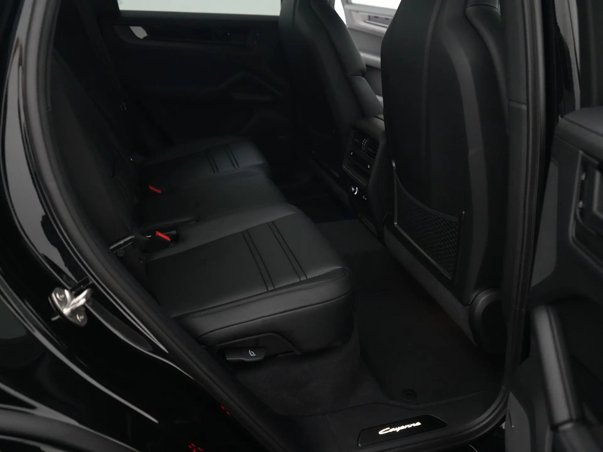 Cayenne E-Hybrid Black Edition