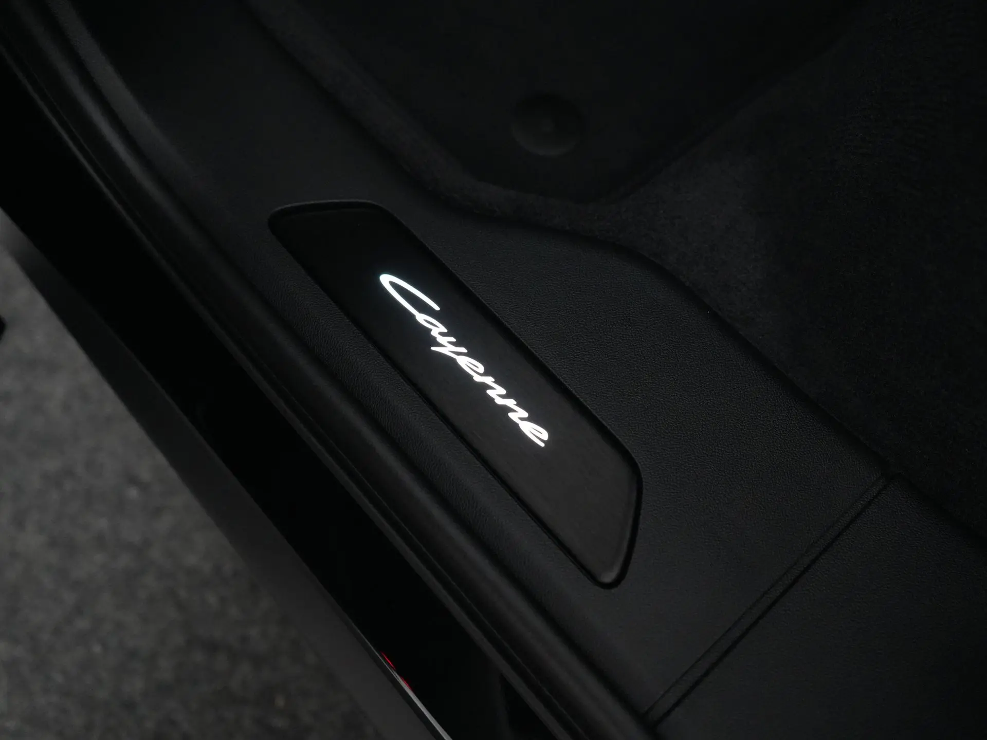 Cayenne E-Hybrid Black Edition