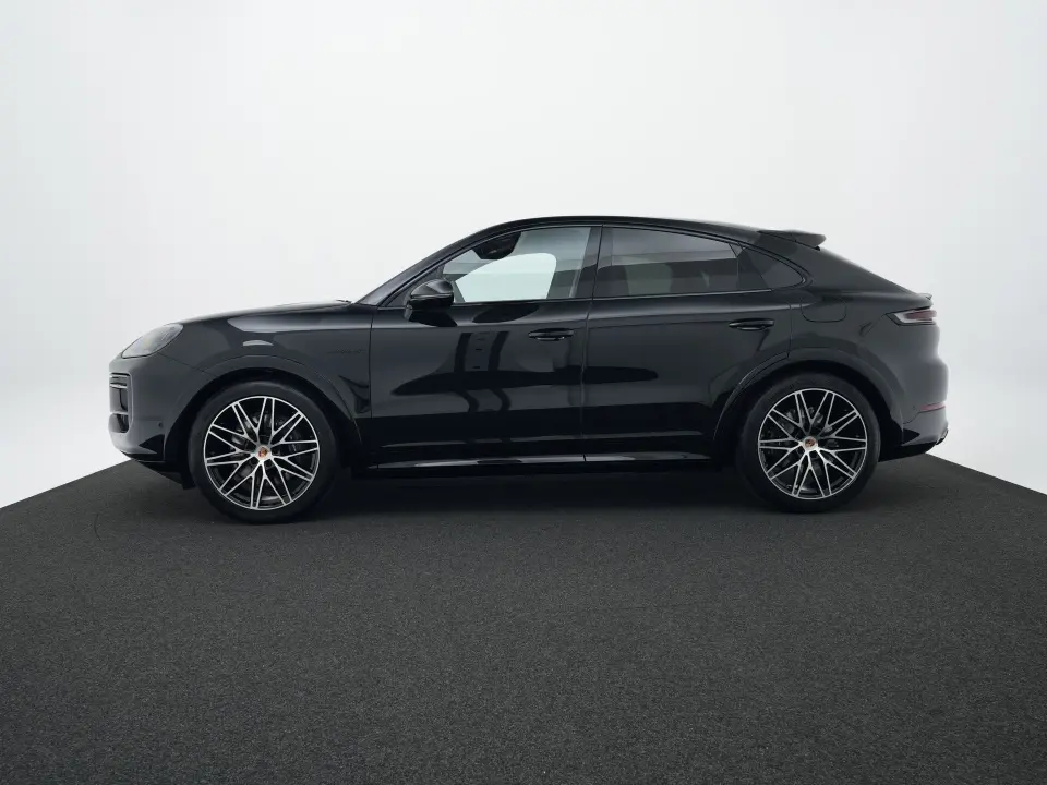 Porsche Cayenne E-Hybrid Black Edition Coupé