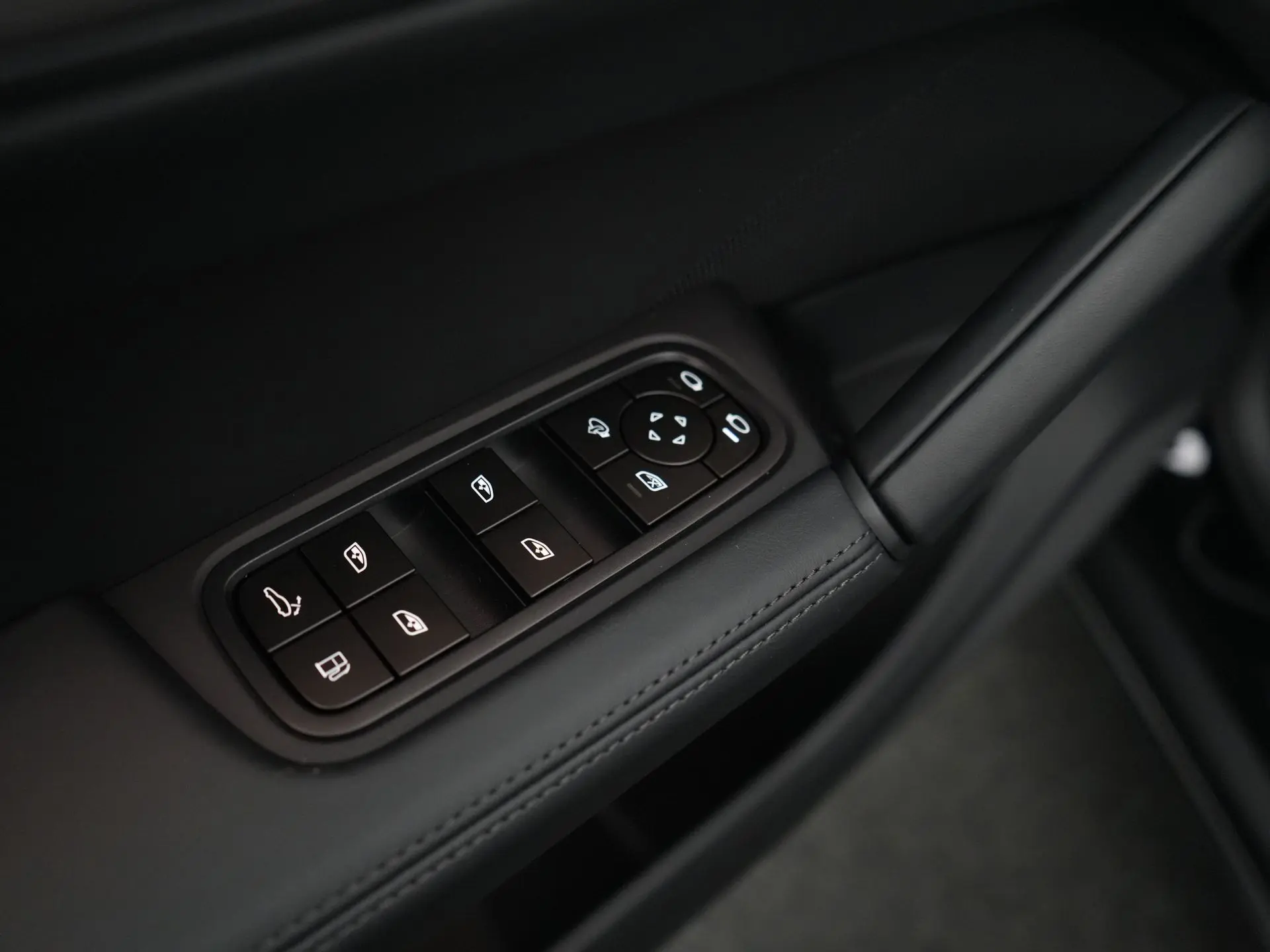 Cayenne E-Hybrid Black Edition Coupé