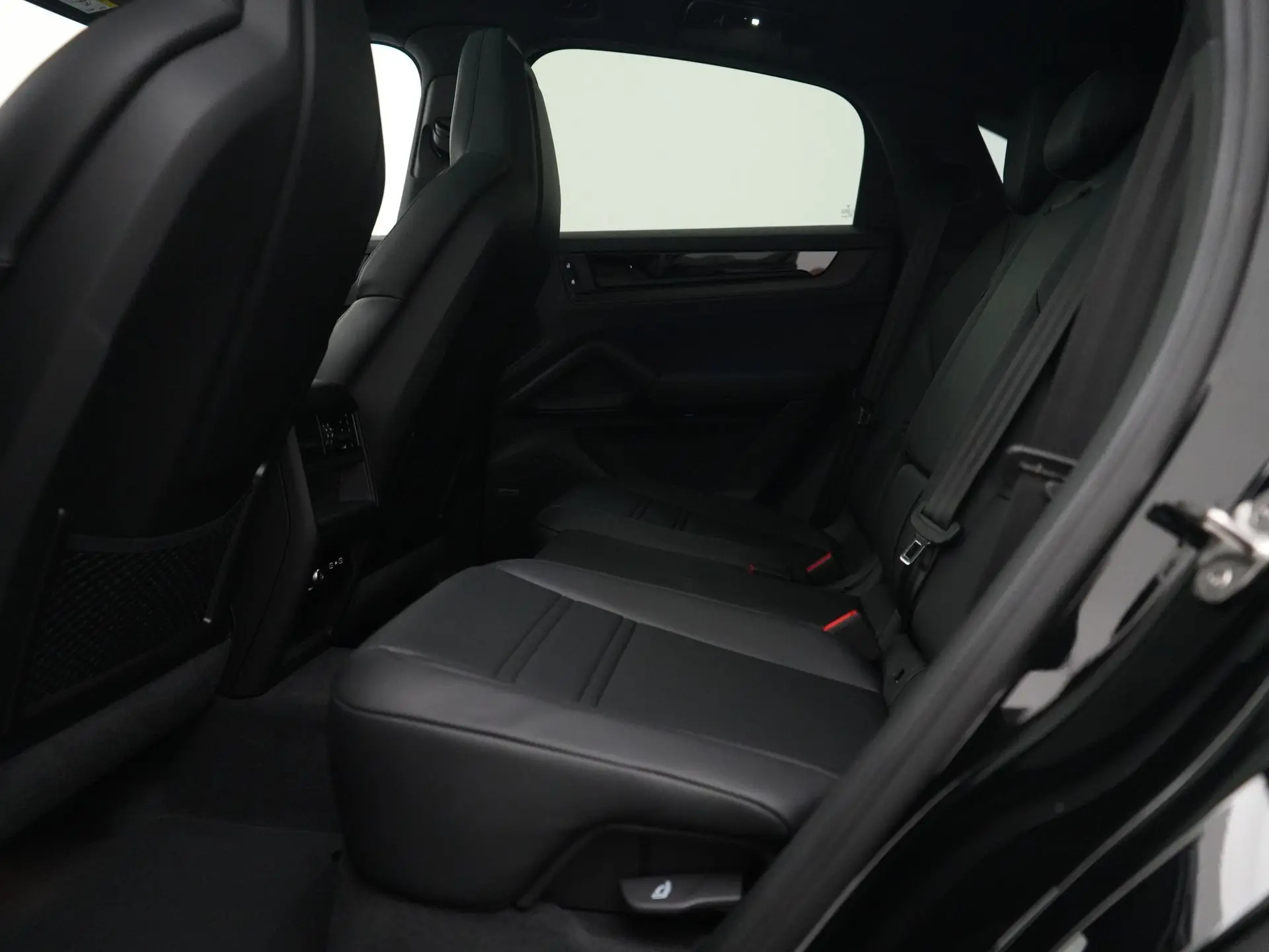 Cayenne E-Hybrid Black Edition Coupé