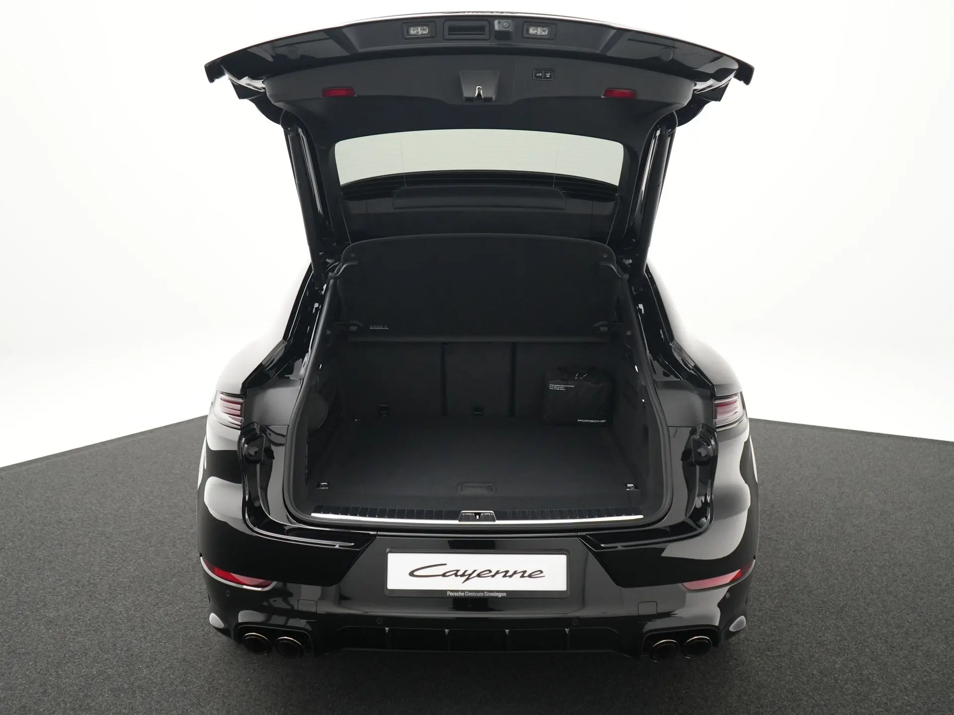 Cayenne E-Hybrid Black Edition Coupé